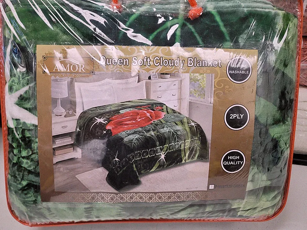 Nestl 9 Lbs Velvet Fleece 2 Ply Heavy & Warm Korean Style Queen Blanket Green