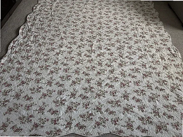 Queen Floral Quilt